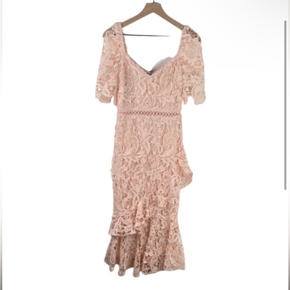 Lulu’s Dress - Picture 4 of 4